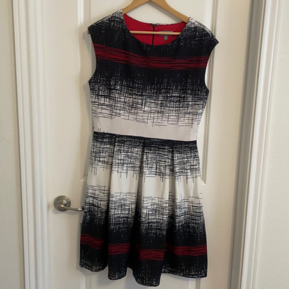 Neiman Marcus sleeveless dress. Size 10